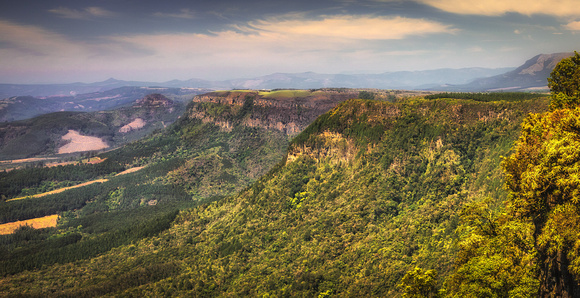 The Geat Escarpment - Gods Window